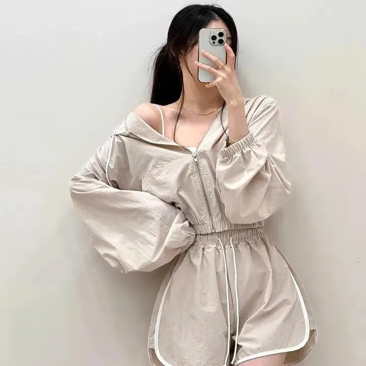 正韓休閒風線條套裝