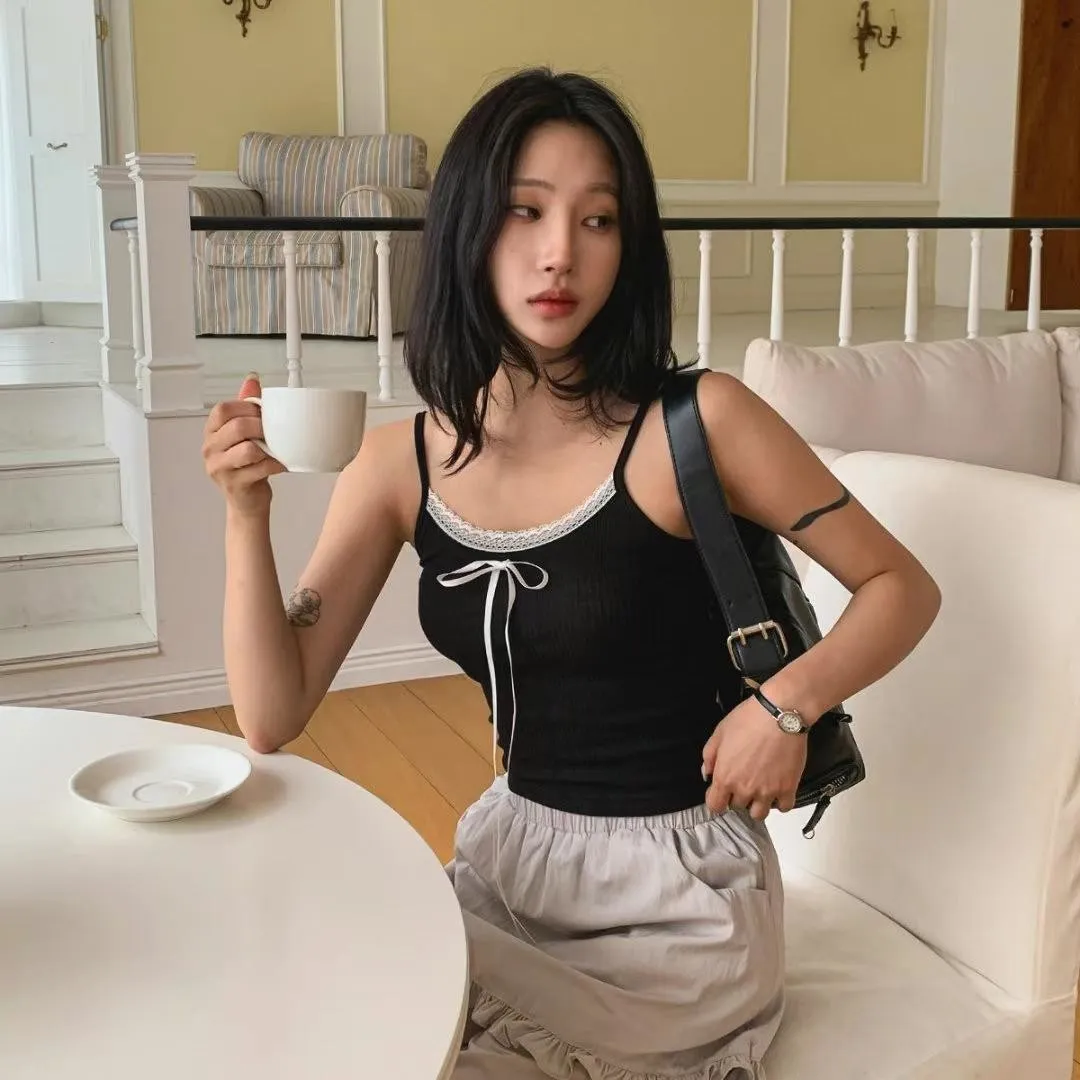 正韓蕾絲邊蝴蝶結小背心