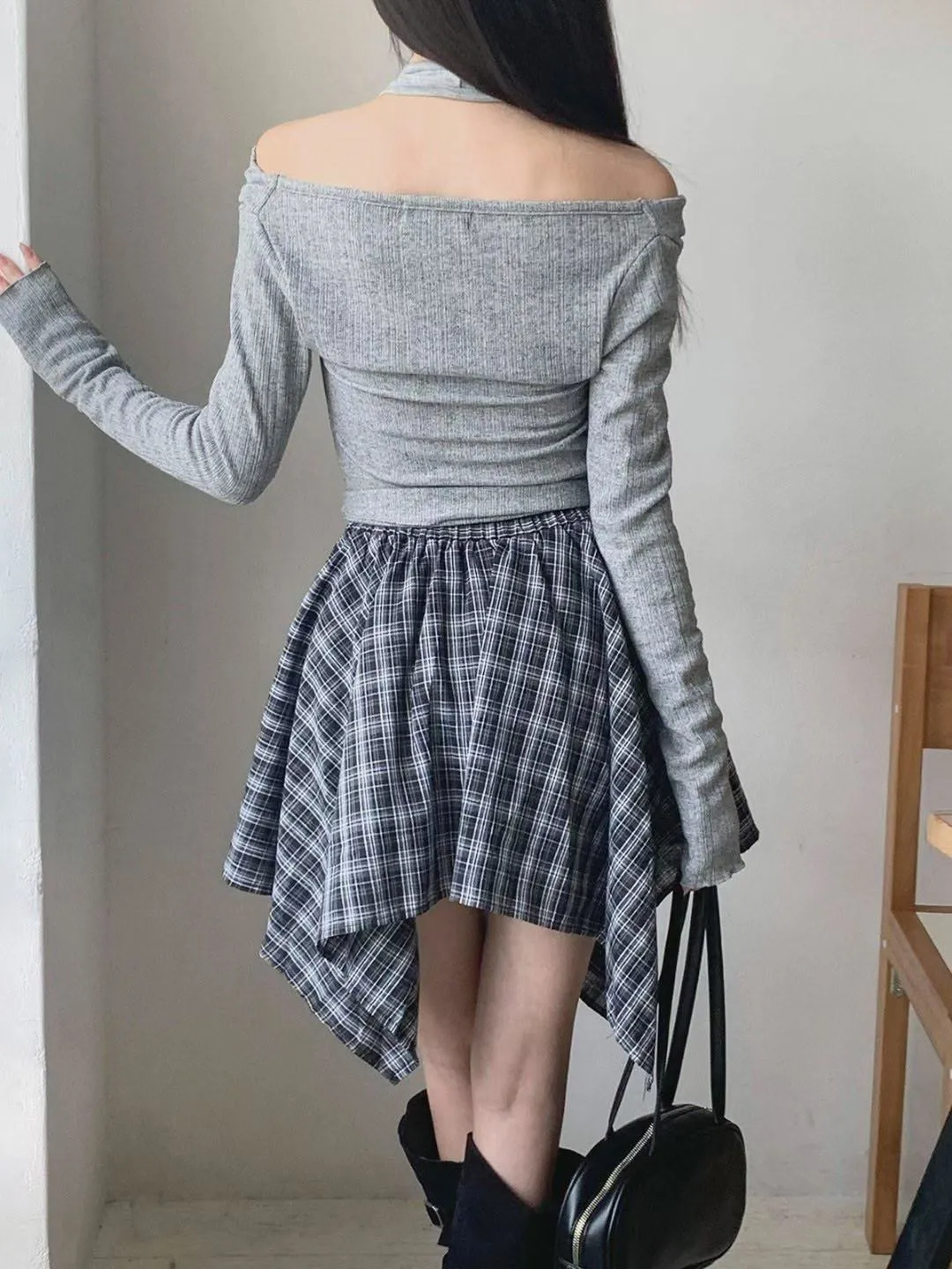 正韓褶皺掛脖針織上衣