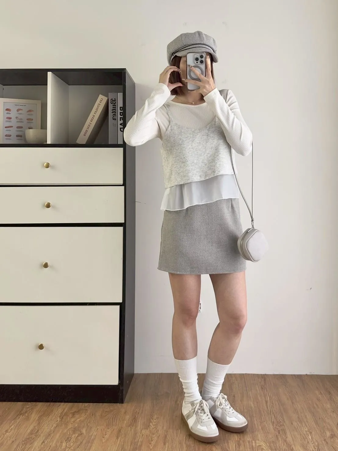 細肩V領兩件式上衣