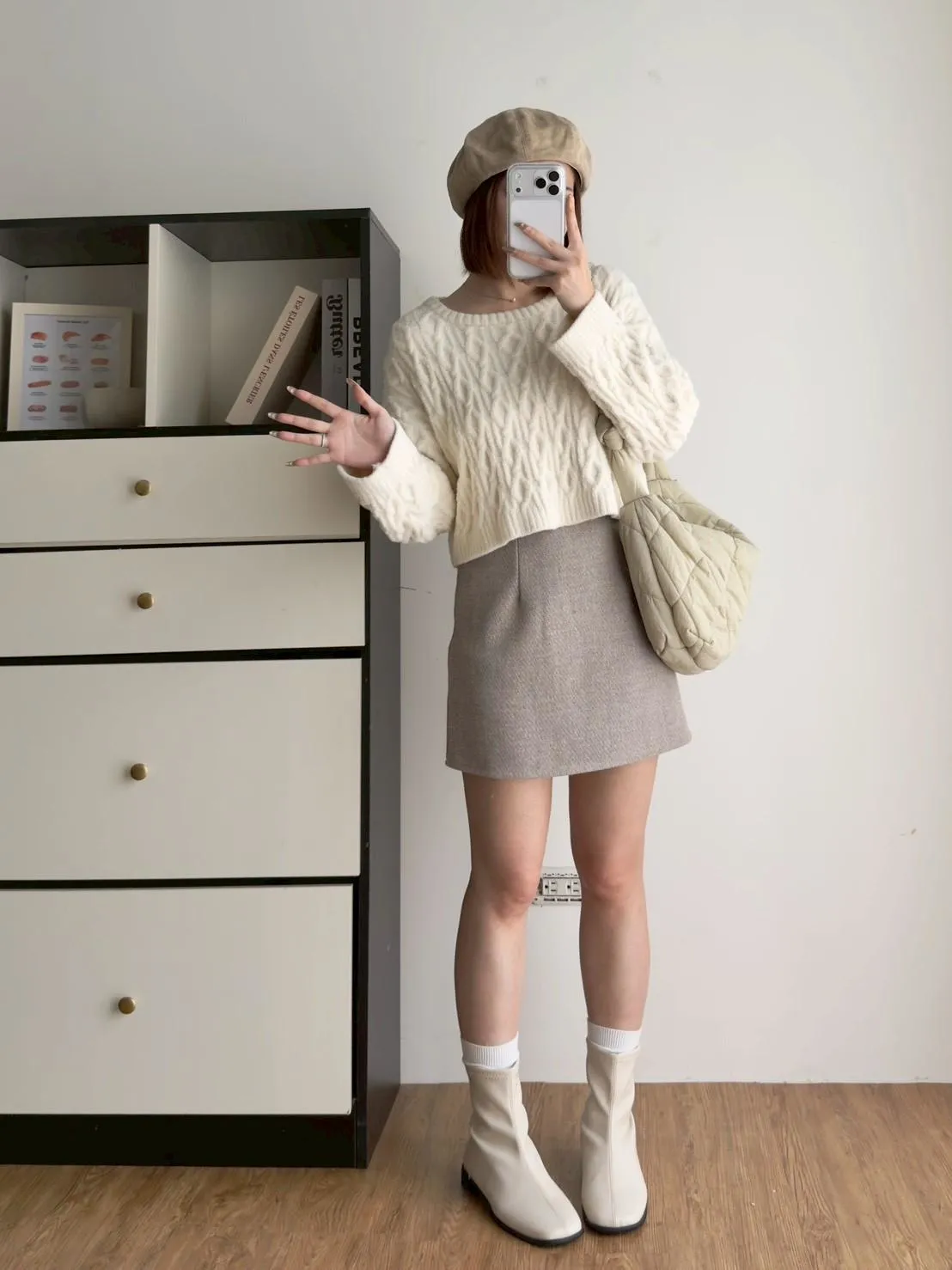 菱格奶糯糯毛衣