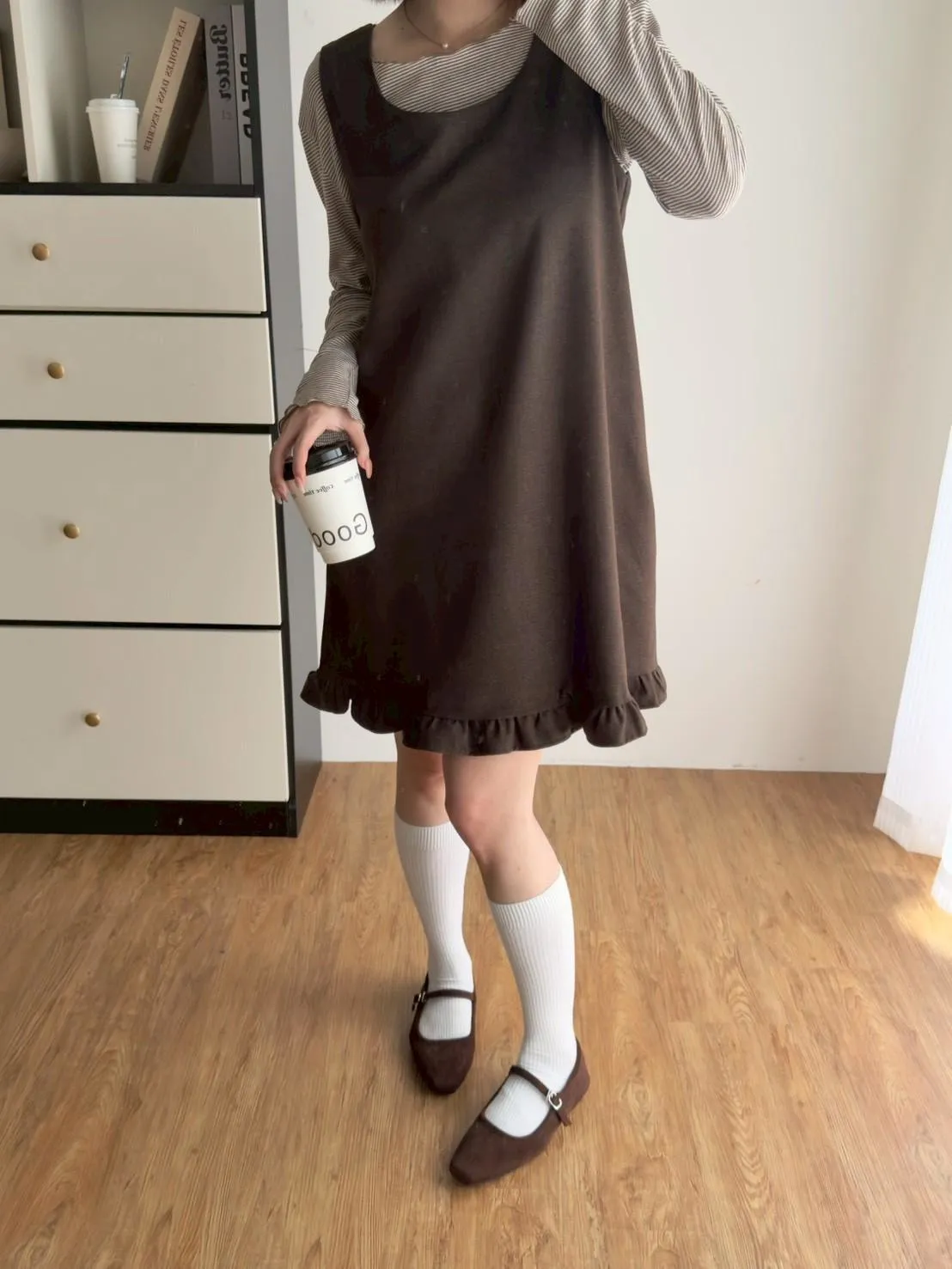 細格內搭➕毛呢下荷葉背心短洋