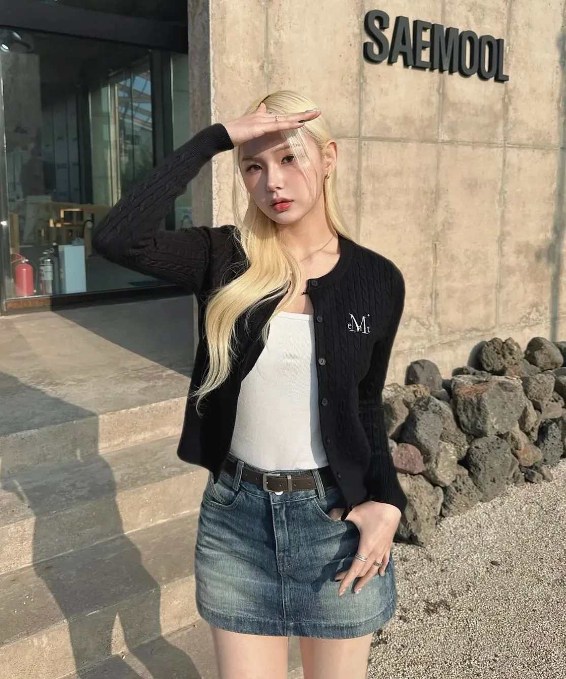 【預購】 MUCENT ADIAN BUTTON CROP KNIT CARDIGAN 麻花 針織 開扣 上衣 外套