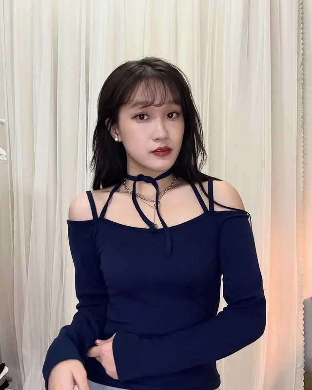 正韓芭蕾風格掛脖踢恤