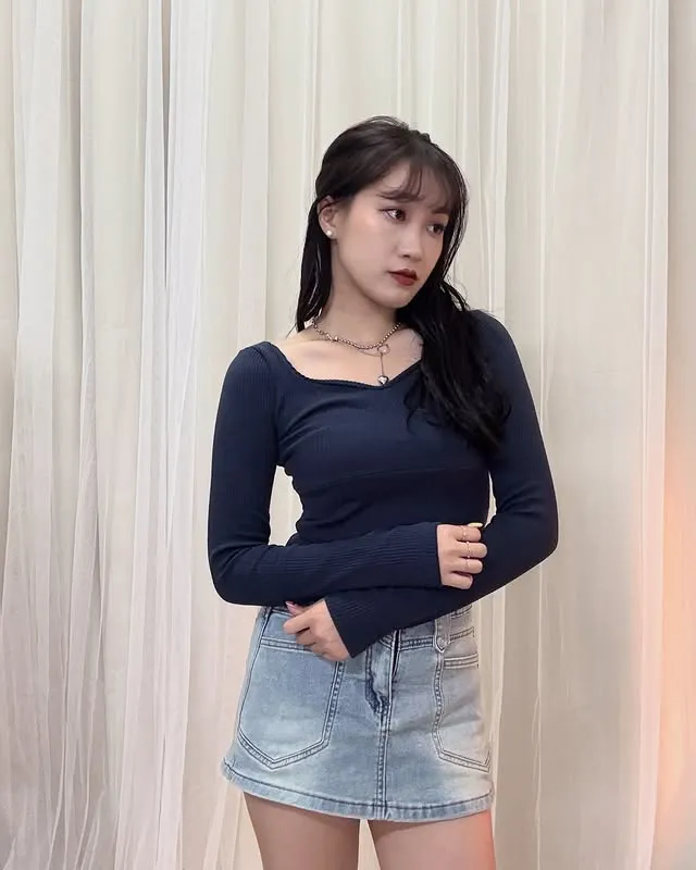正韓心型領羅紋針織上衣
