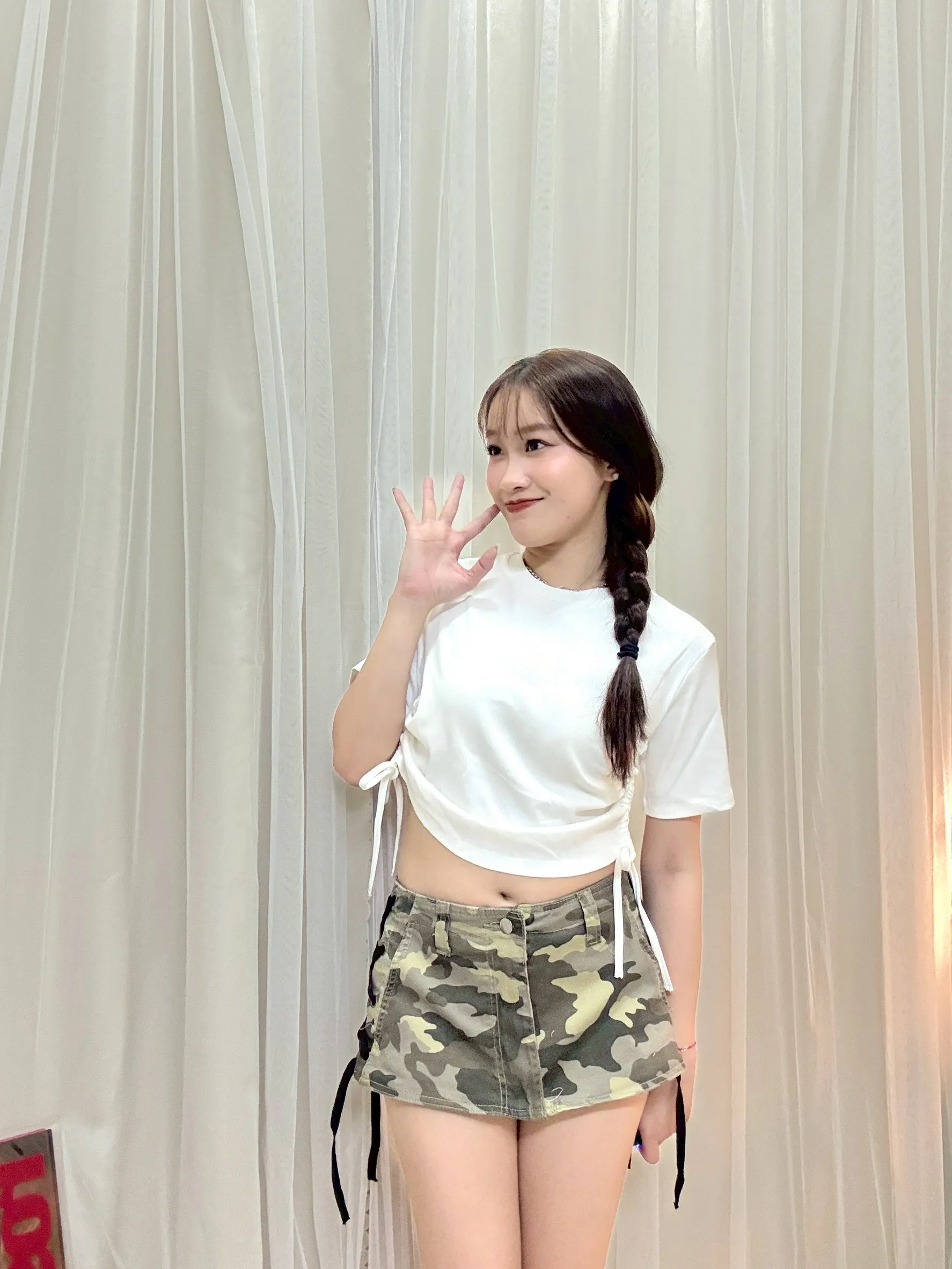 韓風日常-下抽繩圓領短T