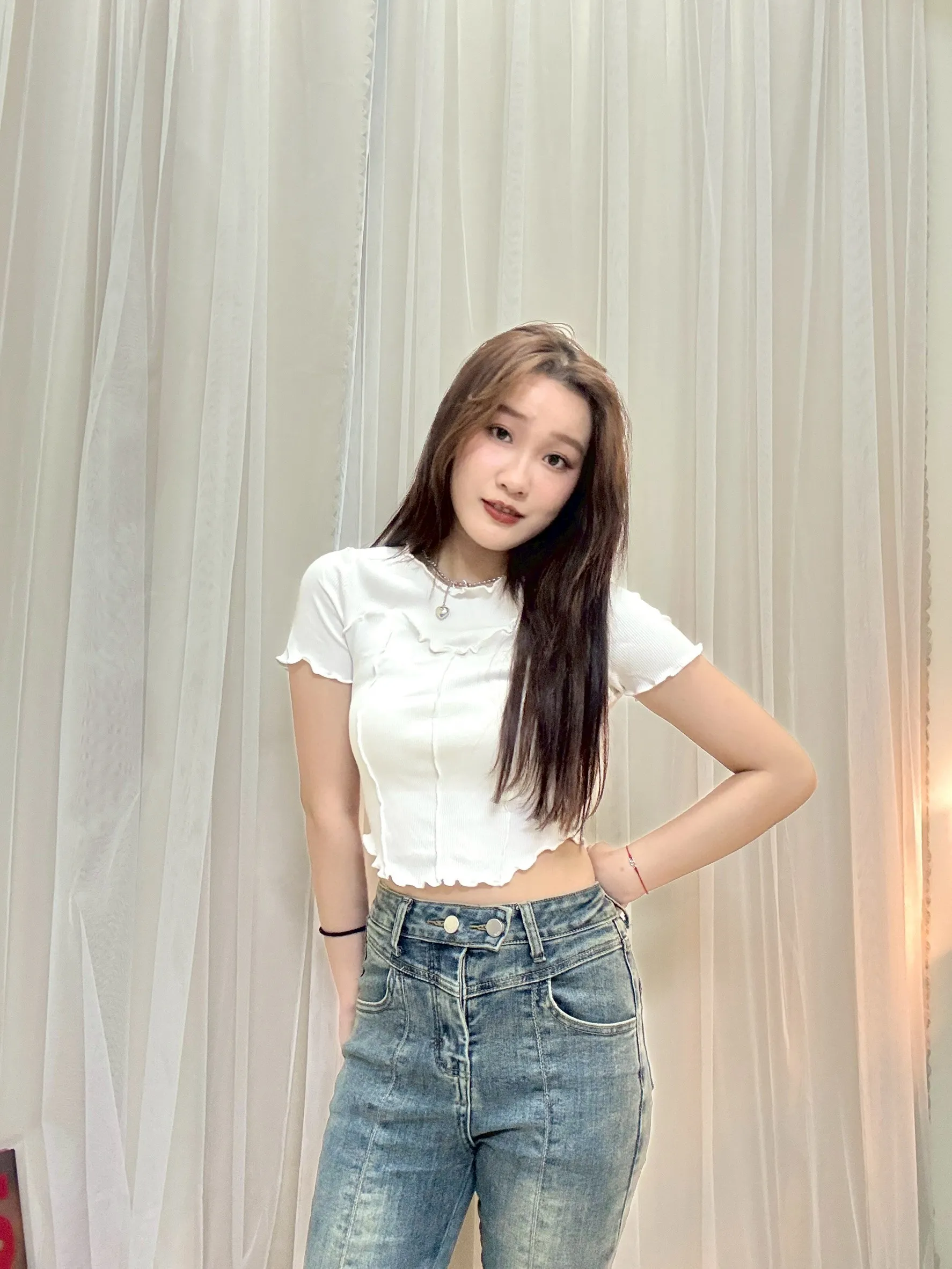 吸睛韓風-木耳邊中車線上衣