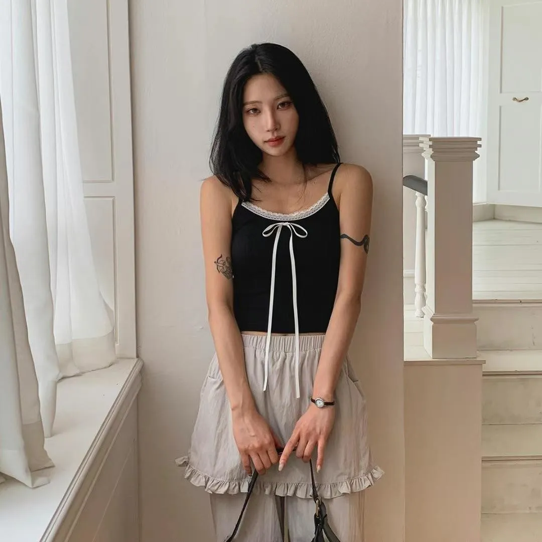 正韓蕾絲邊蝴蝶結小背心