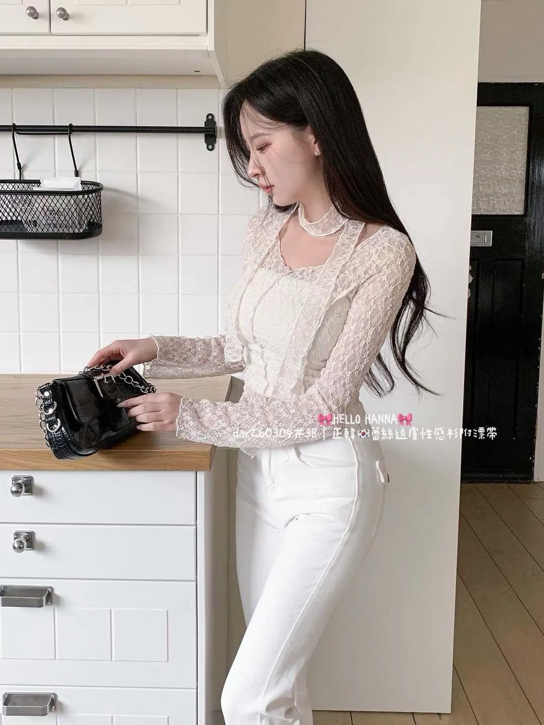 正韓 蕾絲透膚性感衫附漂帶