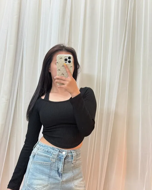 正韓假兩件掛脖顯瘦側腰褶皺上衣