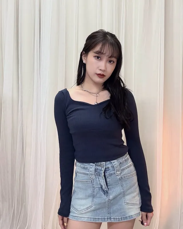 正韓心型領羅紋針織上衣