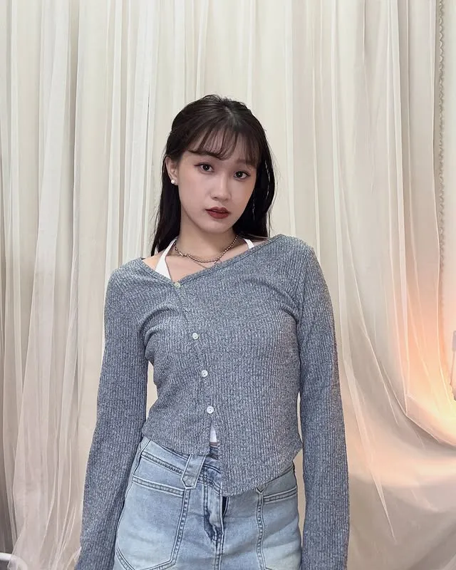 正韓不對稱羅紋長袖踢恤