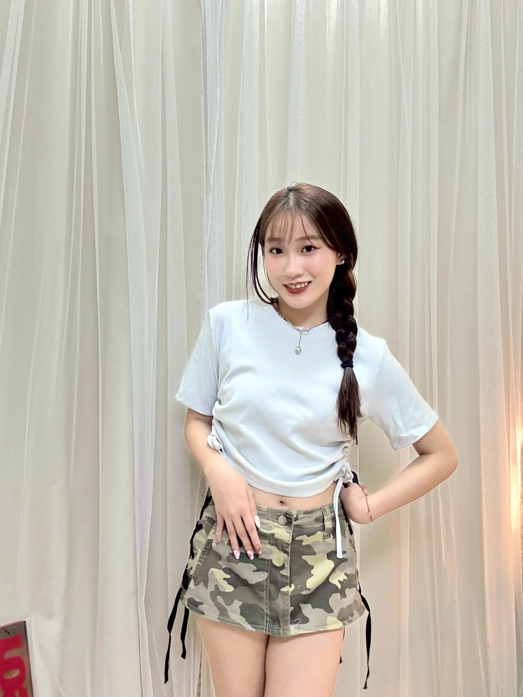 韓風日常-下抽繩圓領短T