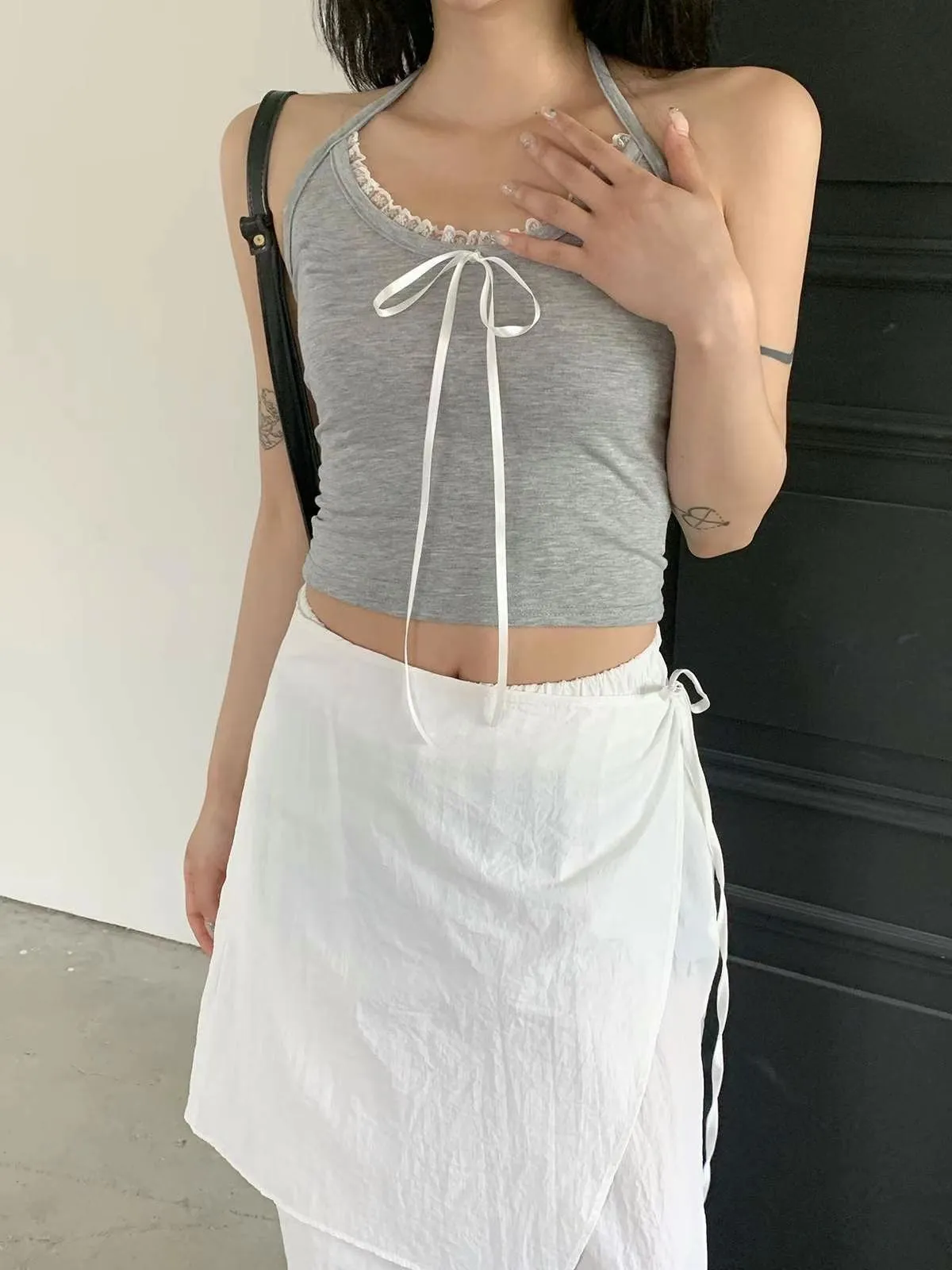 正韓蝴蝶結掛脖小背心