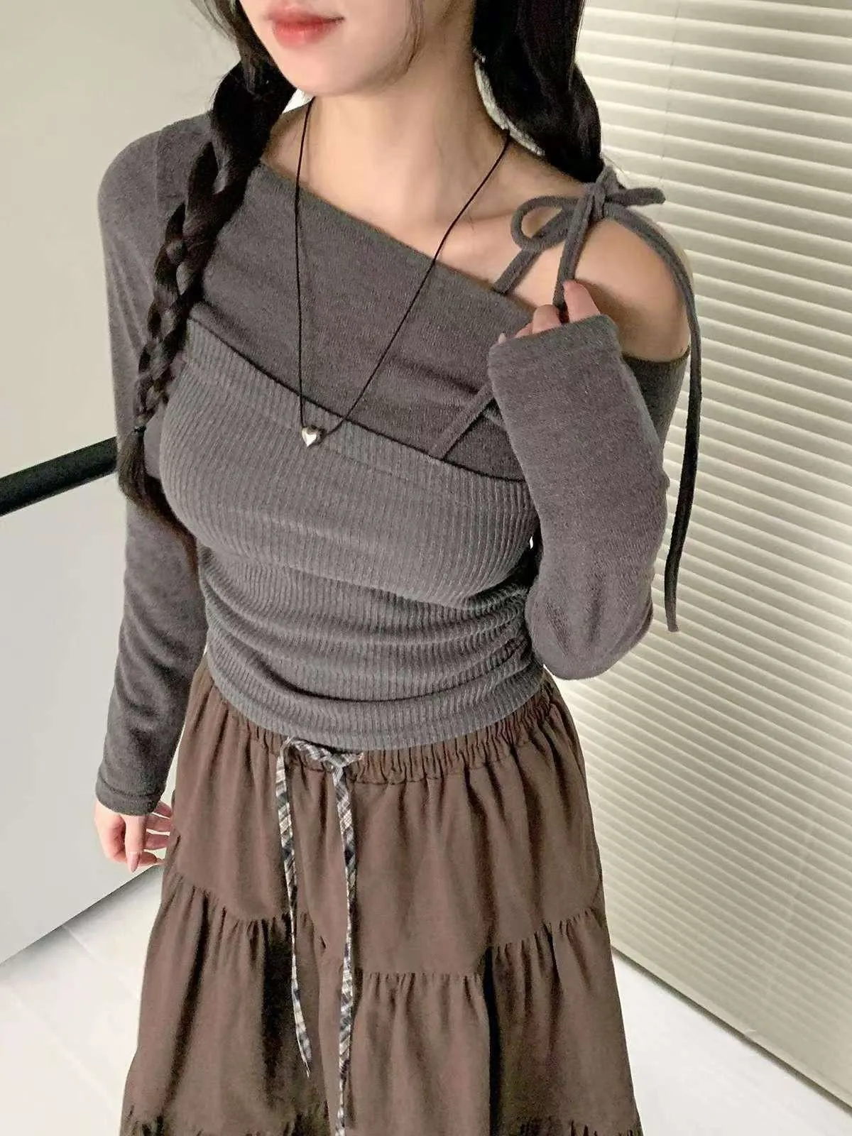 正韓露肩針織假兩件上衣