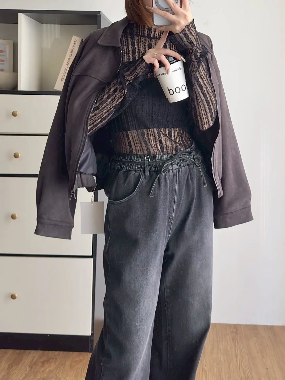 波浪蕾絲透紗打底衣