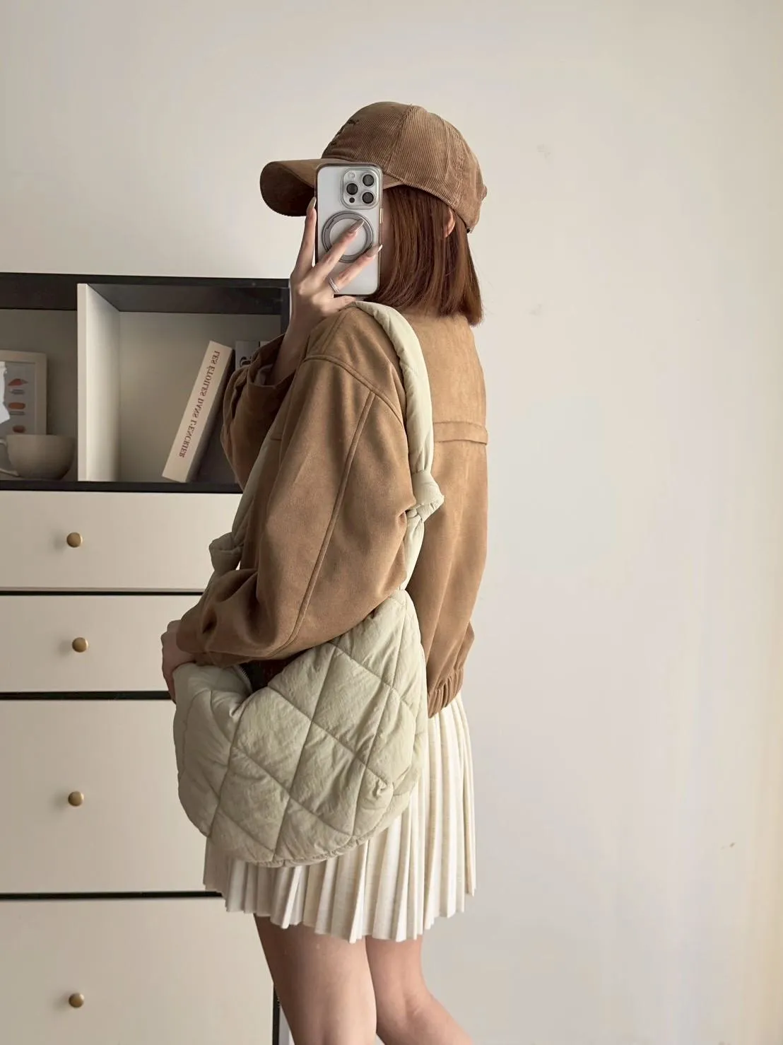 翻領麂皮拉鏈外套