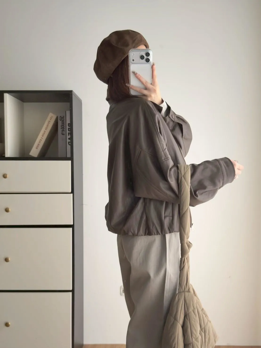 翻領拉鍊皮外套