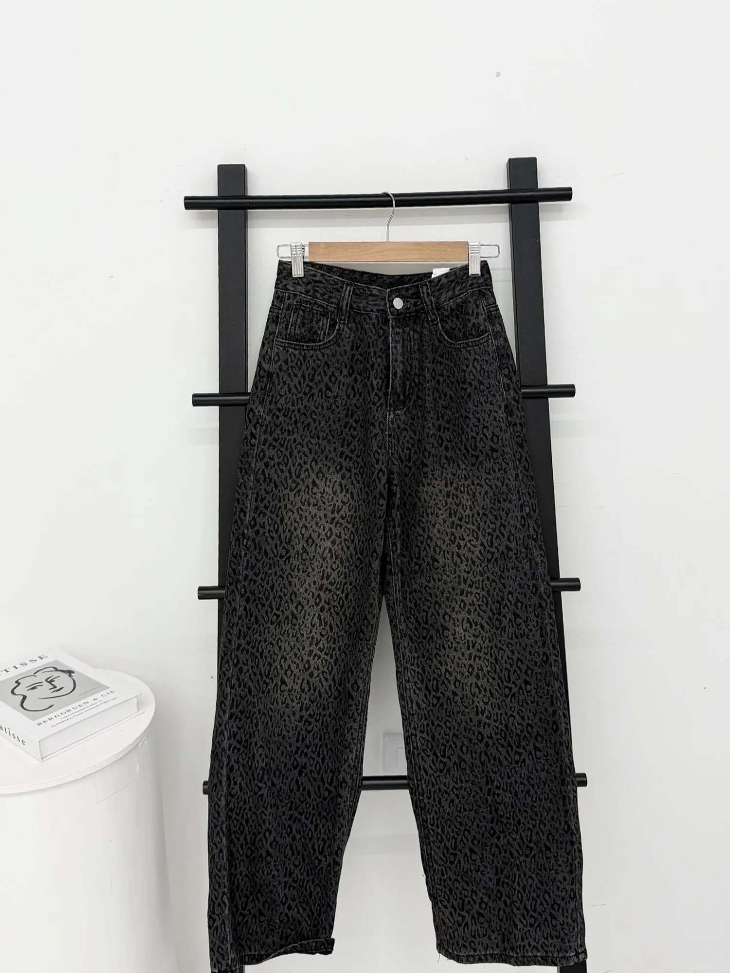 低調黑灰豹紋直筒褲
