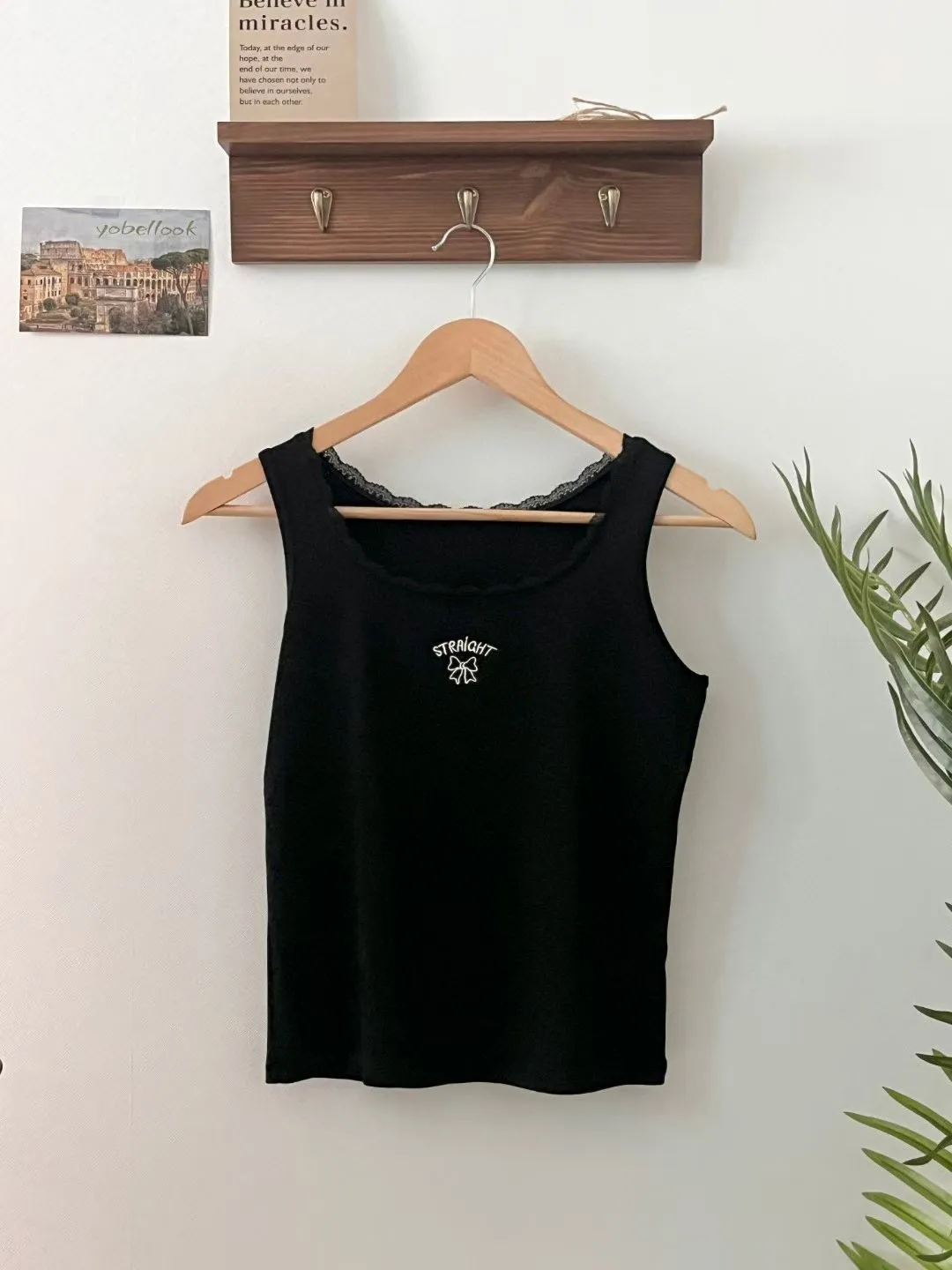 正韓莫代爾刺繡蝴蝶結背心