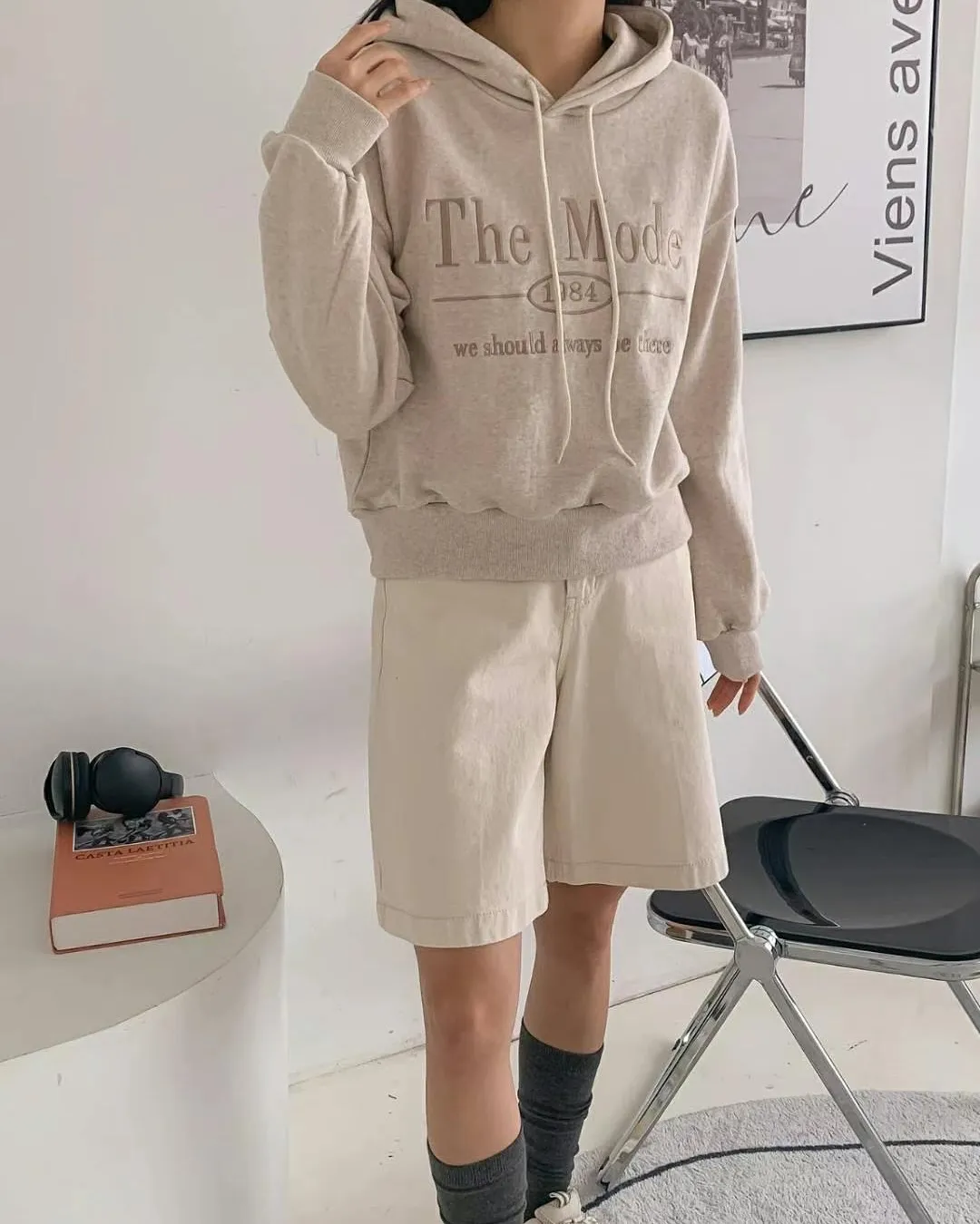 正韓-刺繡經典微短不露肚帽踢모드HD 