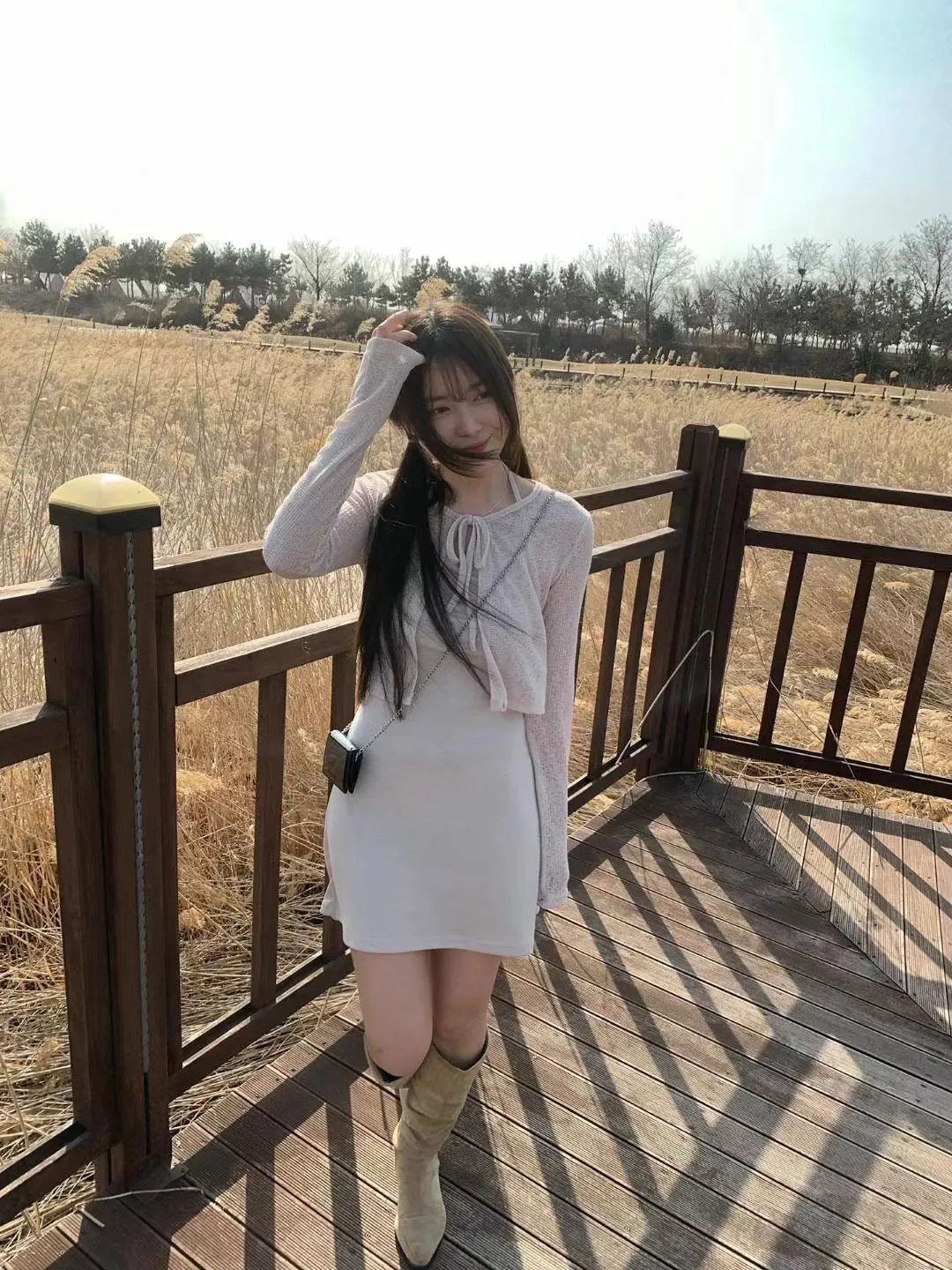 正韓-漂亮的妳繞脖長版背心洋+罩衫set