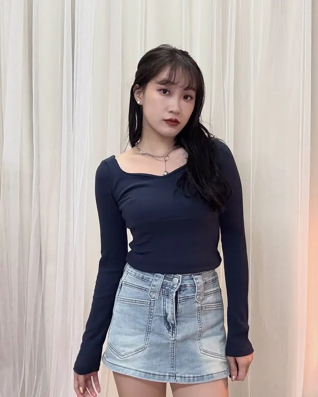 正韓心型領羅紋針織上衣