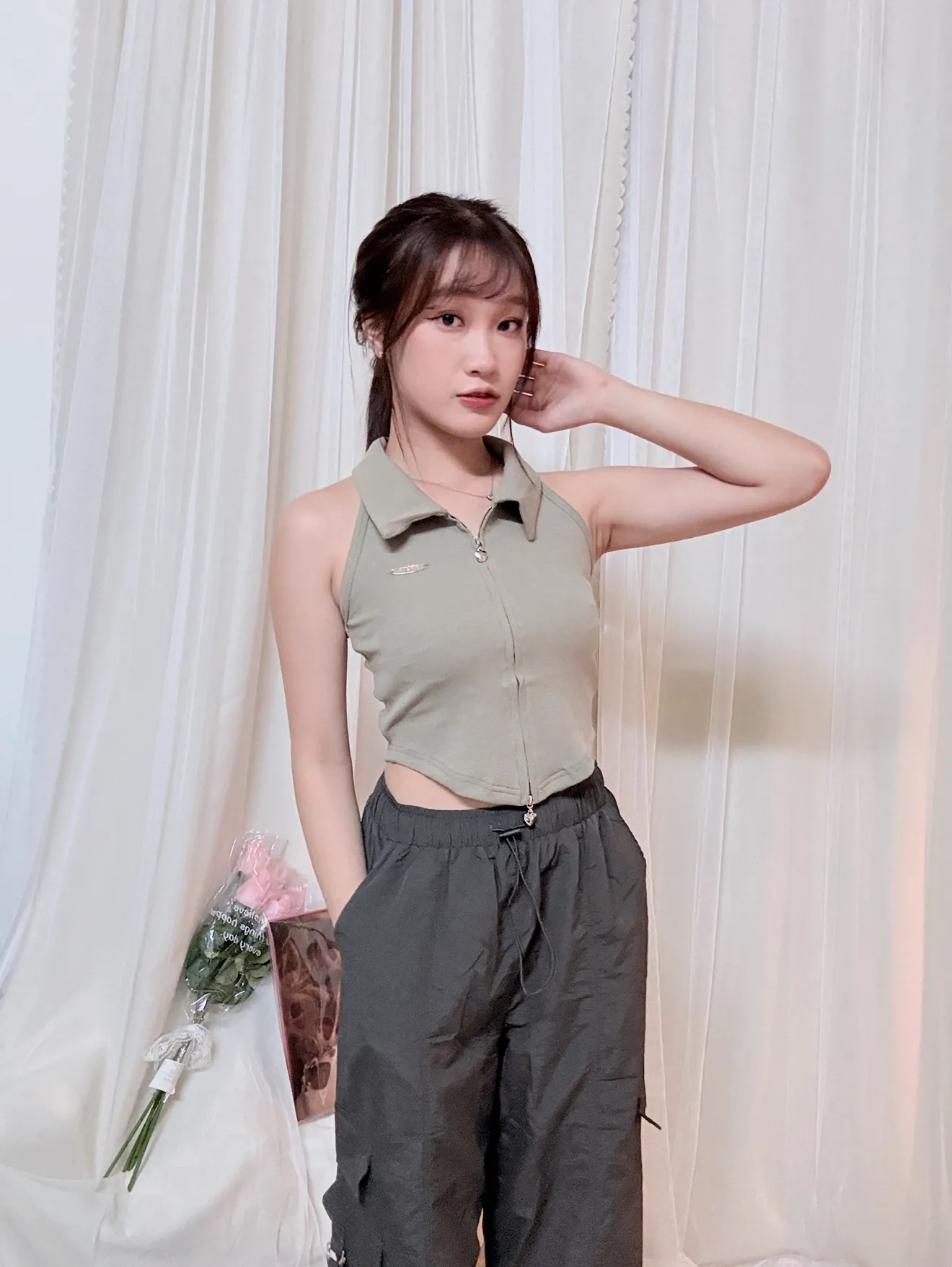 副乳bye-愛心拉鍊削肩超顯瘦背心