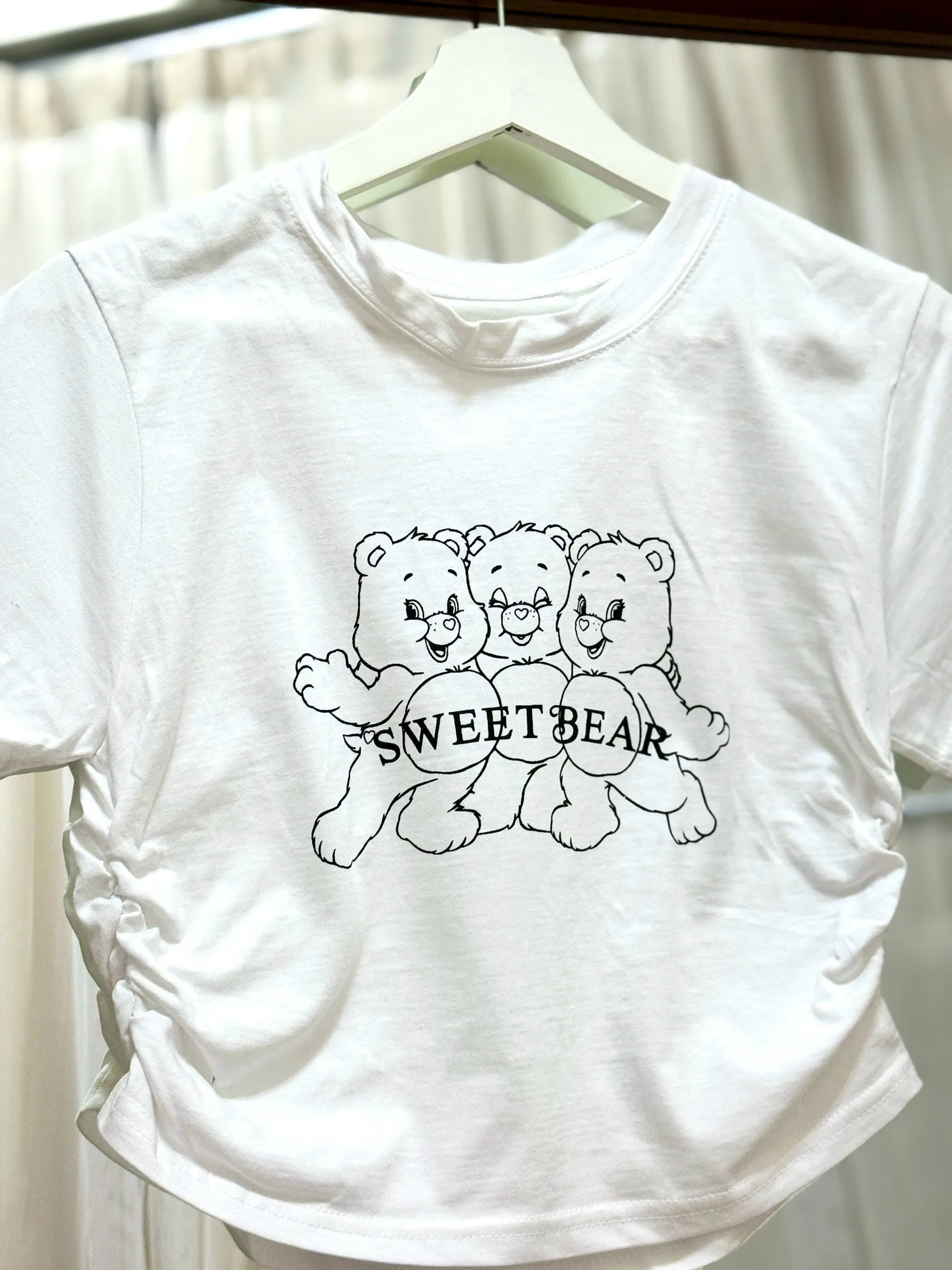 不透白T-正韓側抓皺彩虹熊上衣