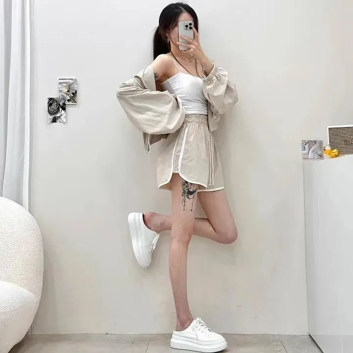 正韓休閒風線條套裝