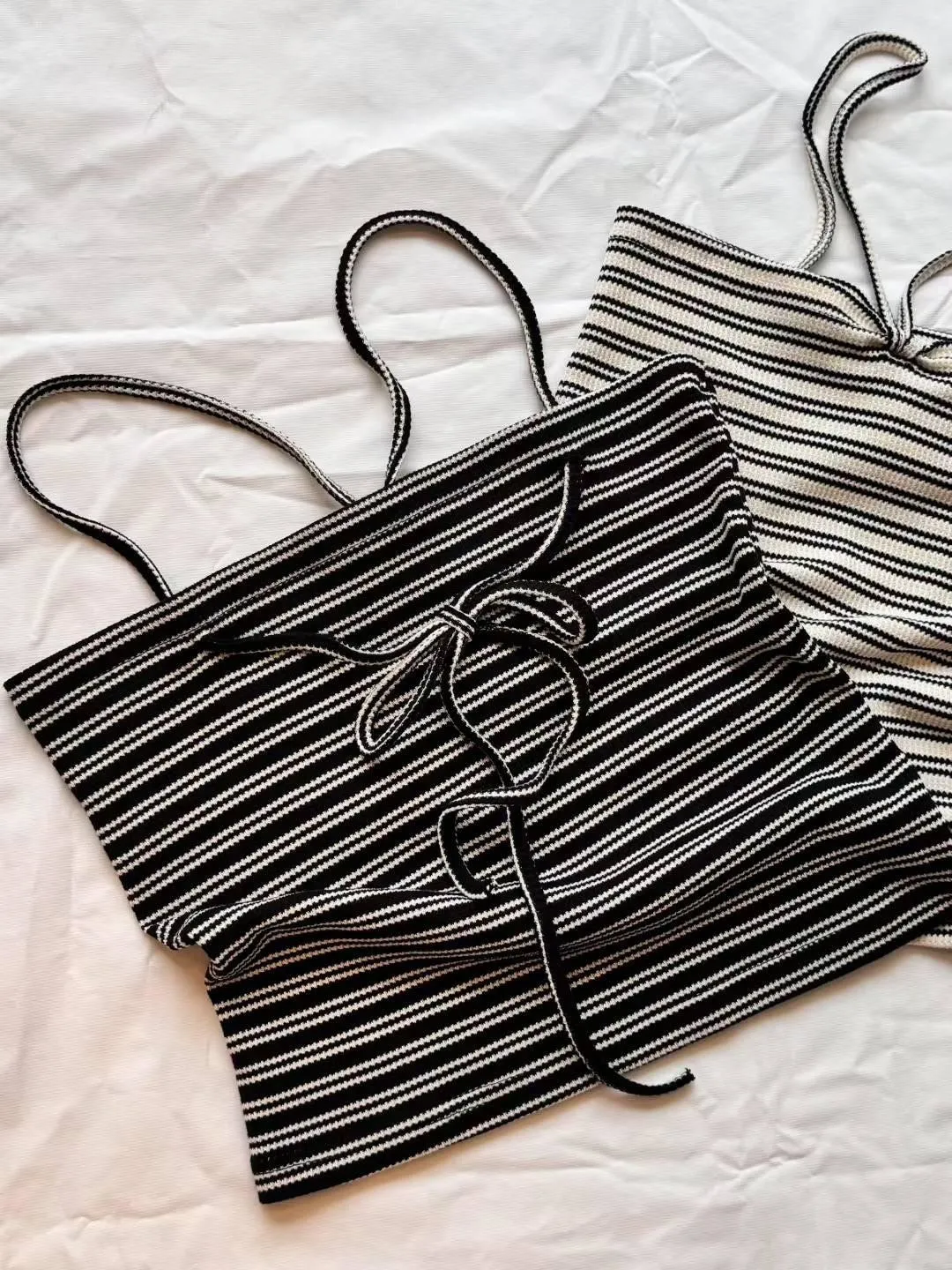 正韓褶皺條紋針織吊帶蝴蝶結層背心