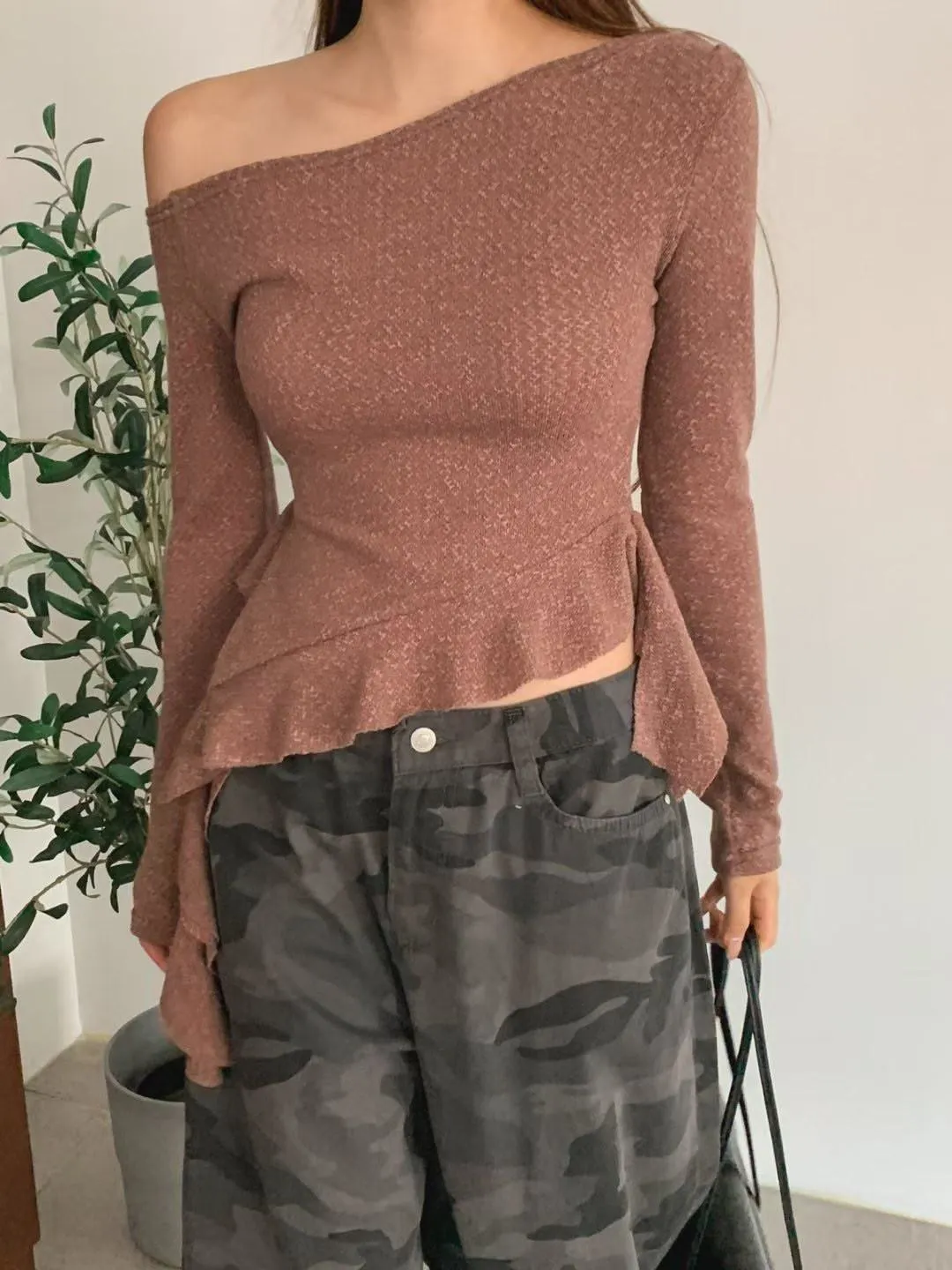 正韓荷葉邊針織上衣