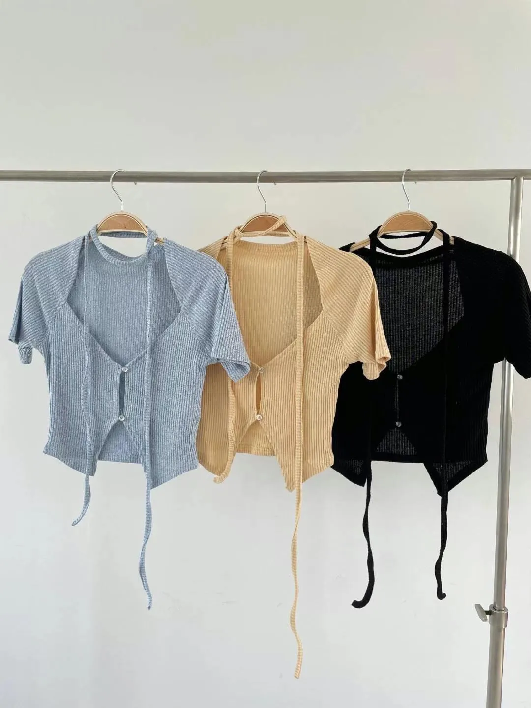 雙釦不規則附飄帶+背心套裝