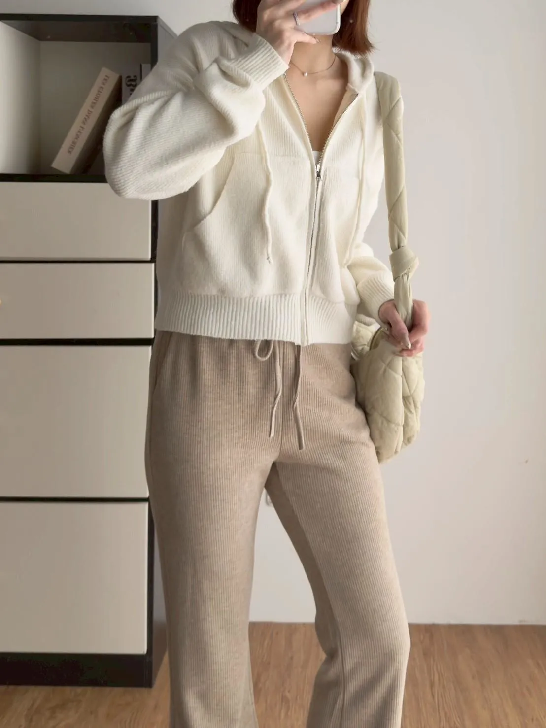 休閒拉鍊連帽毛衣外套