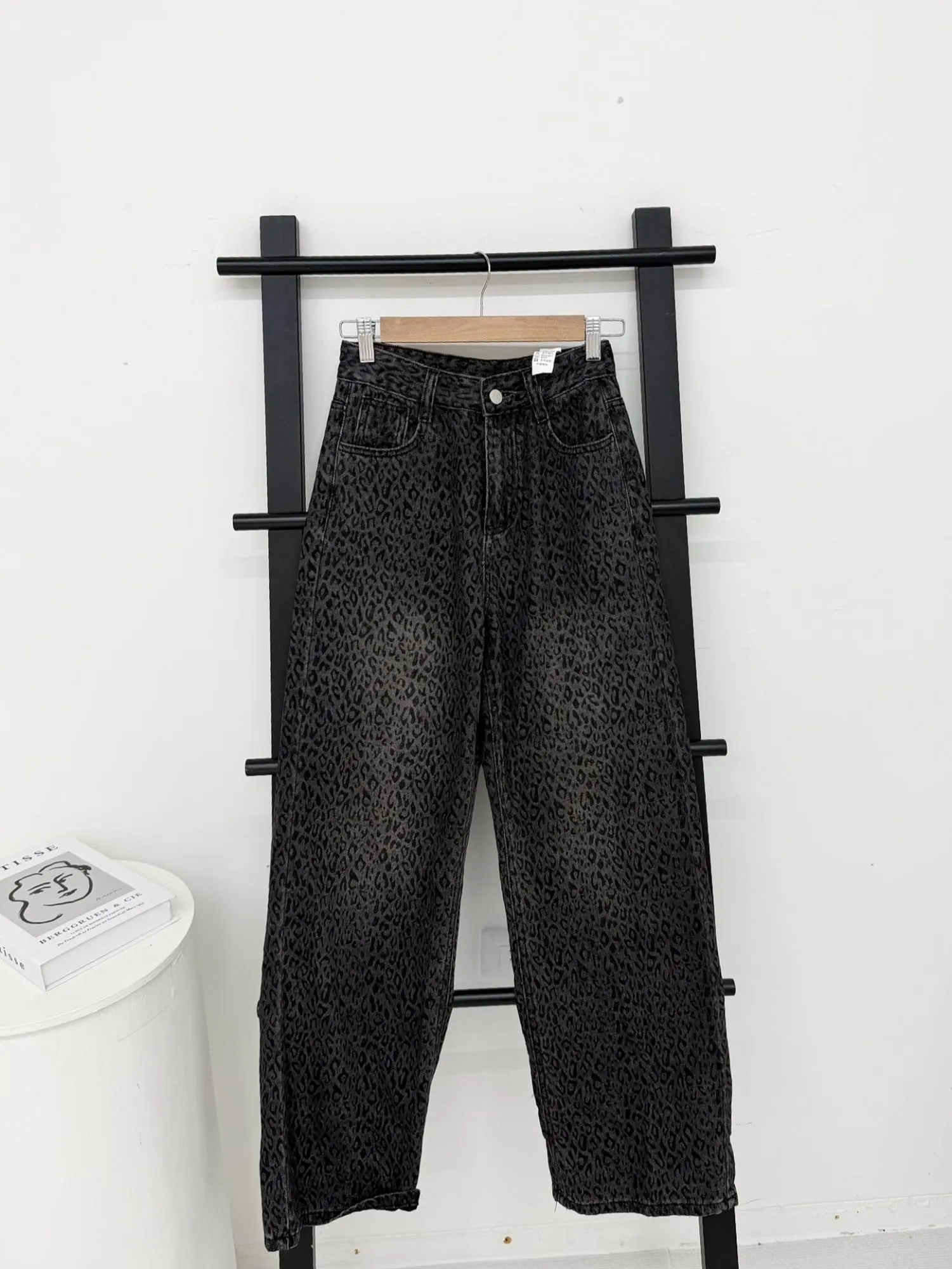 低調黑灰豹紋直筒褲