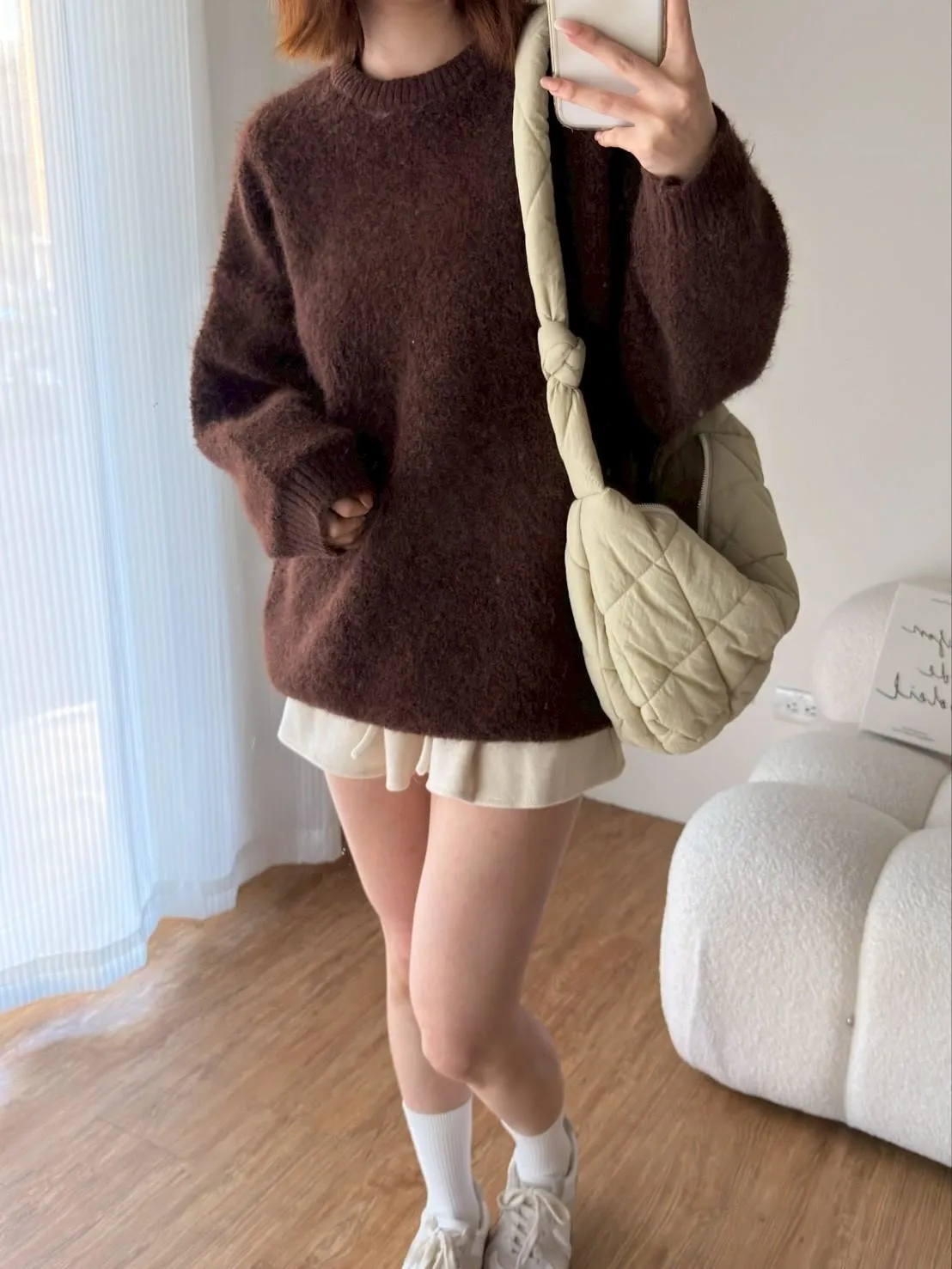 大版圓領顆粒馬海毛毛衣