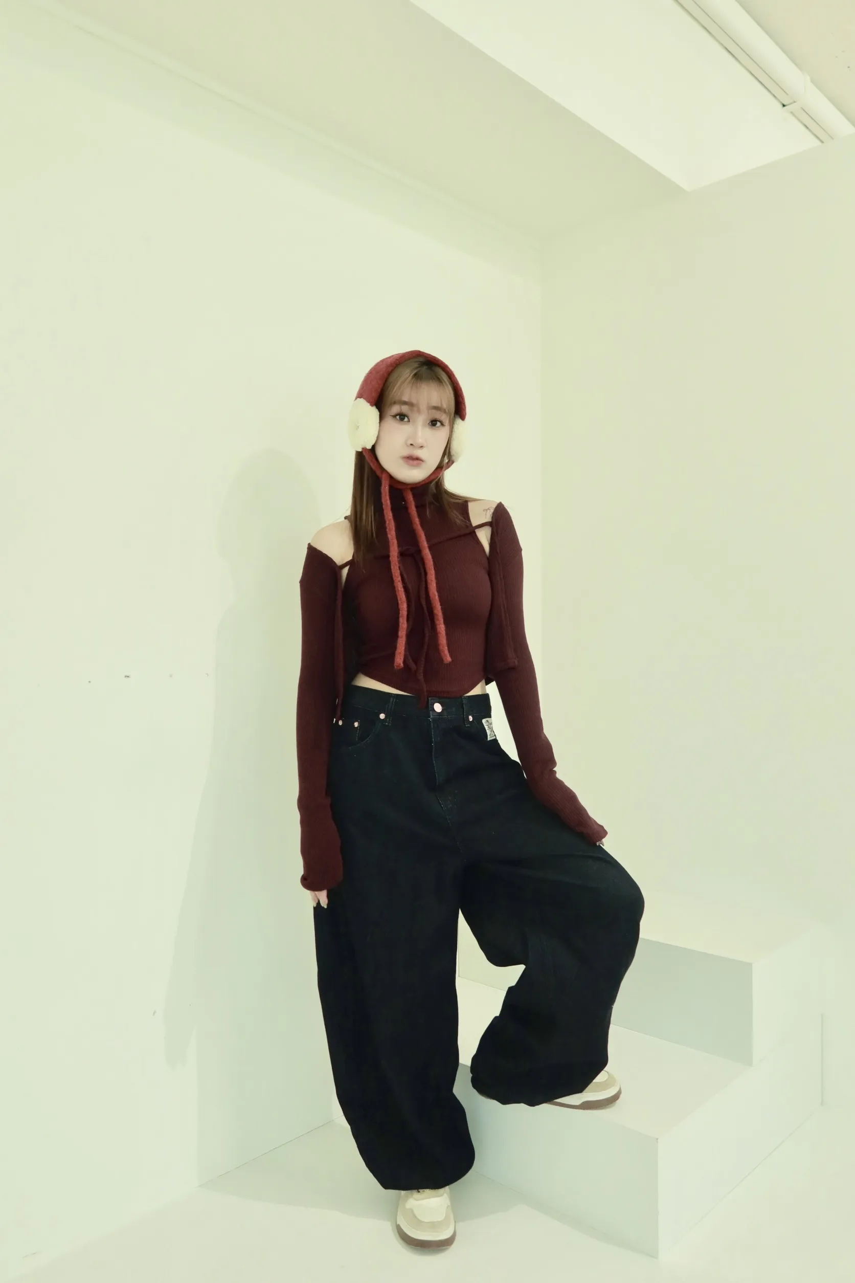 正韓黑粉刺繡氣球寬腿褲