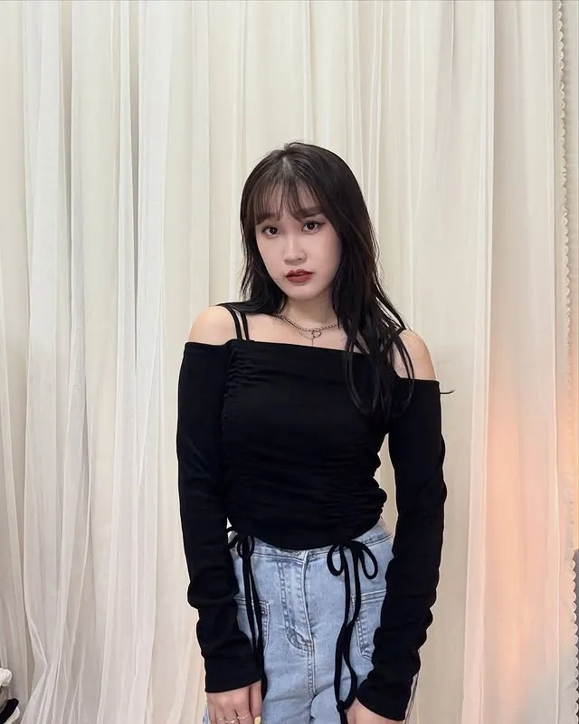 正韓浪漫褶皺肩帶芭蕾衣