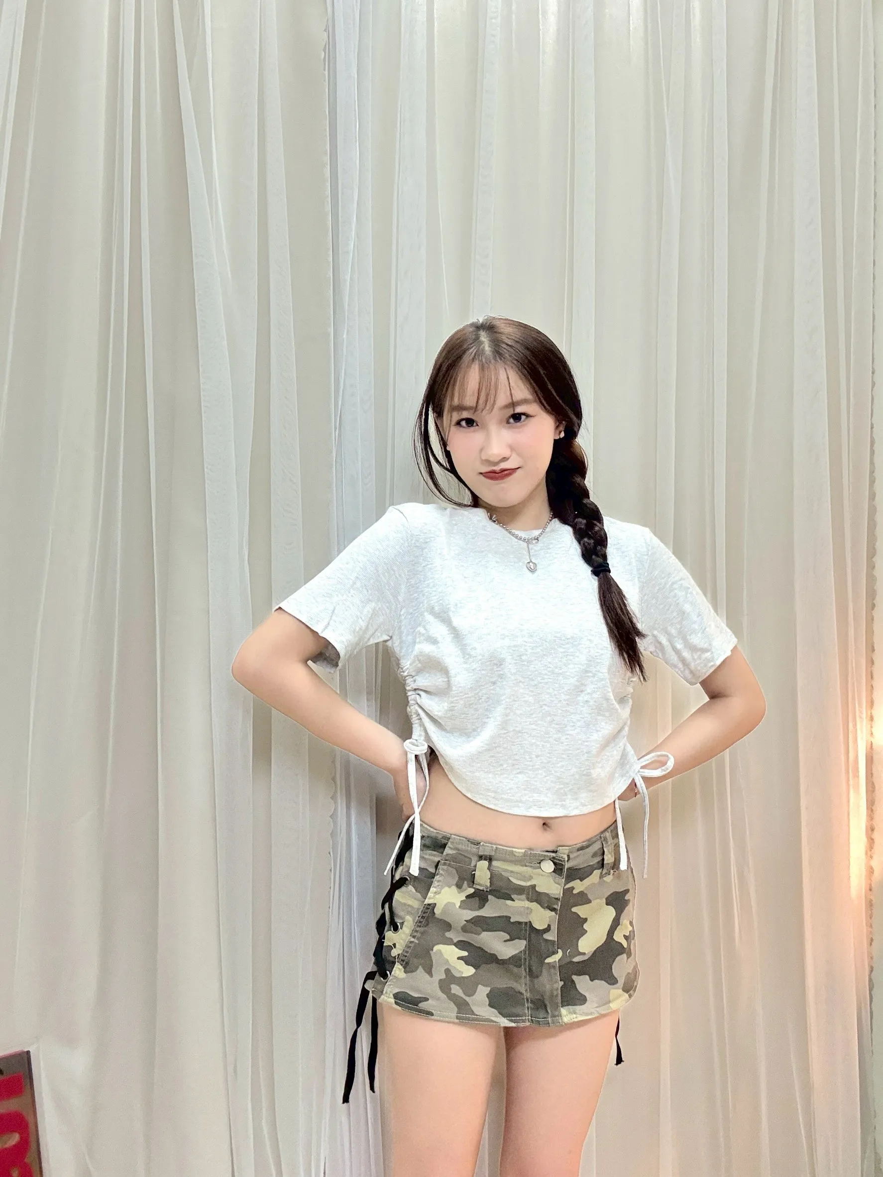 韓風日常-下抽繩圓領短T