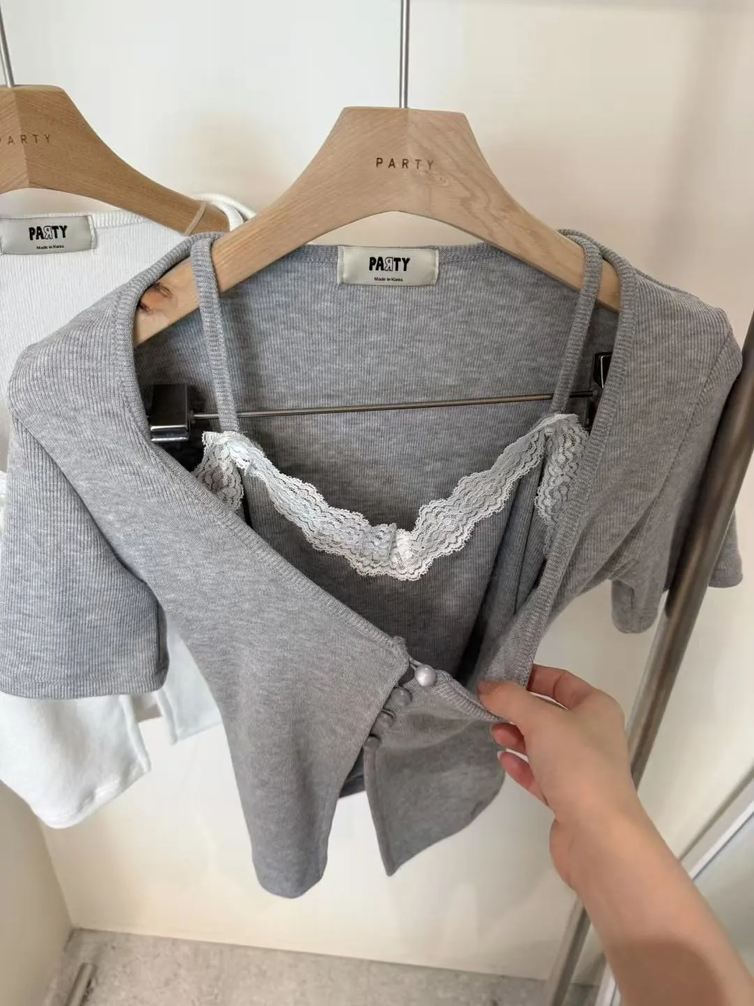 正韓蕾絲背心兩件套上衣