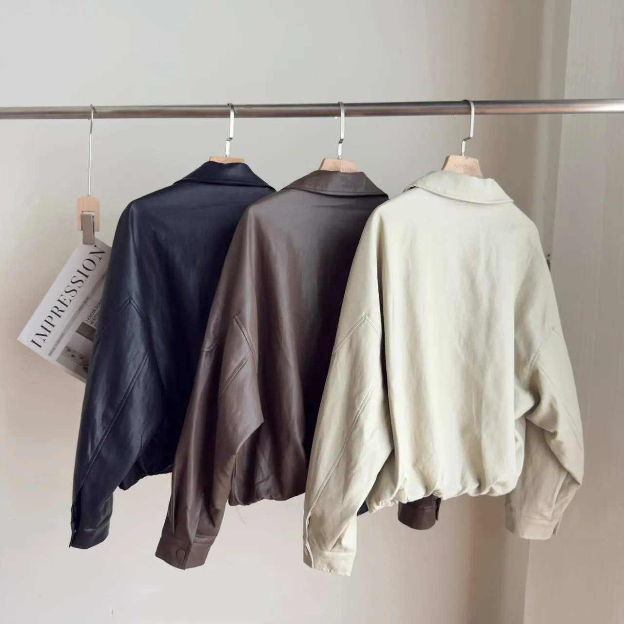 翻領拉鍊皮外套