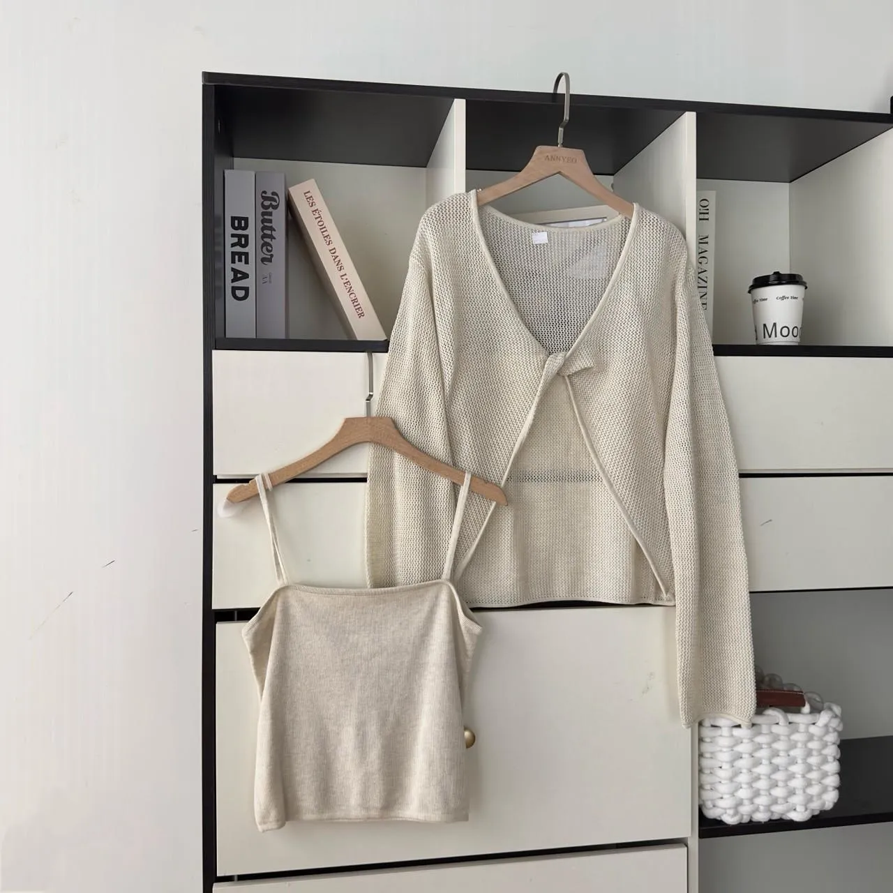 前扭結兩件式針織上衣