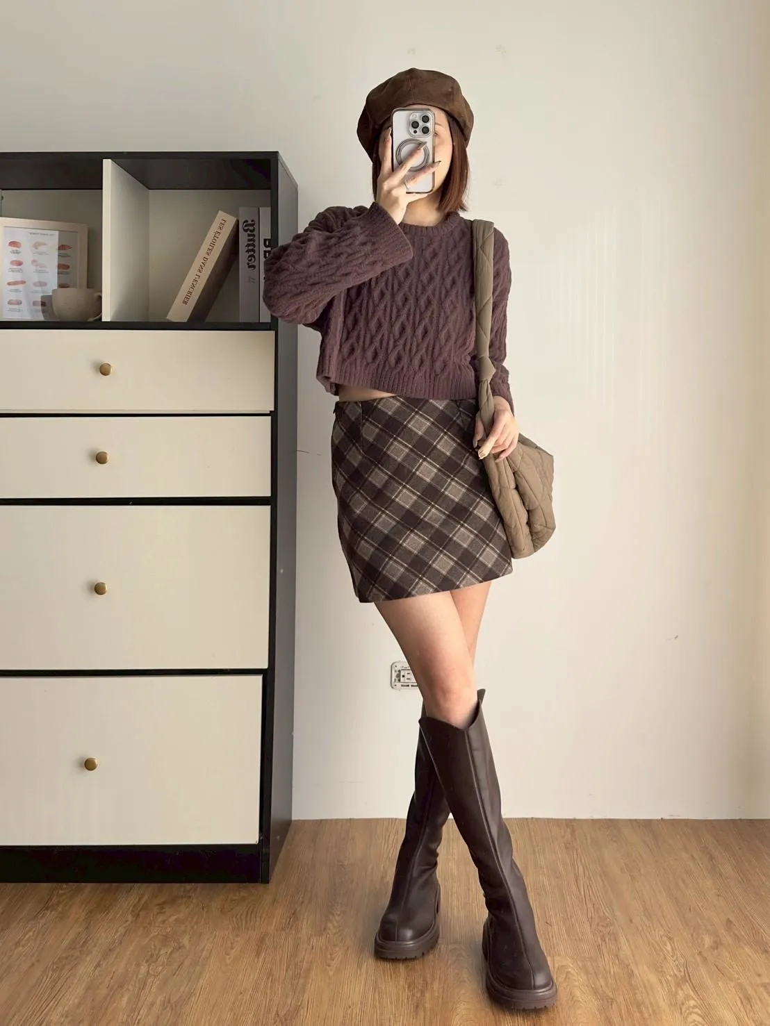 菱格奶糯糯毛衣