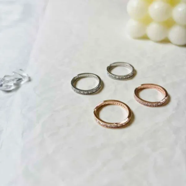 閃鑽切割紋水鑽戒指