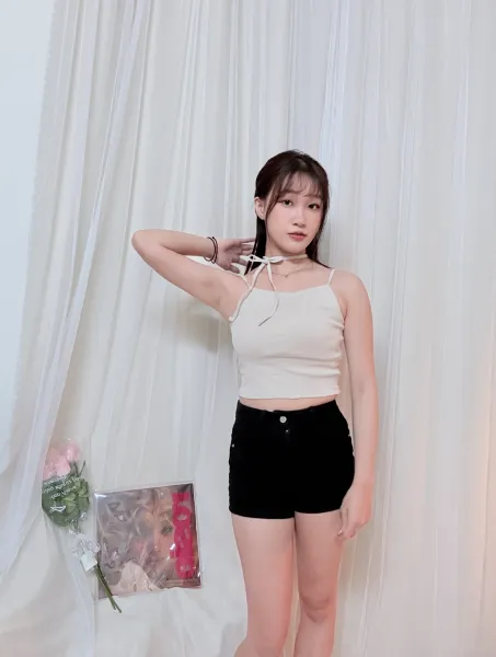 夏日心機-可調後綁帶平口細肩帶小可愛