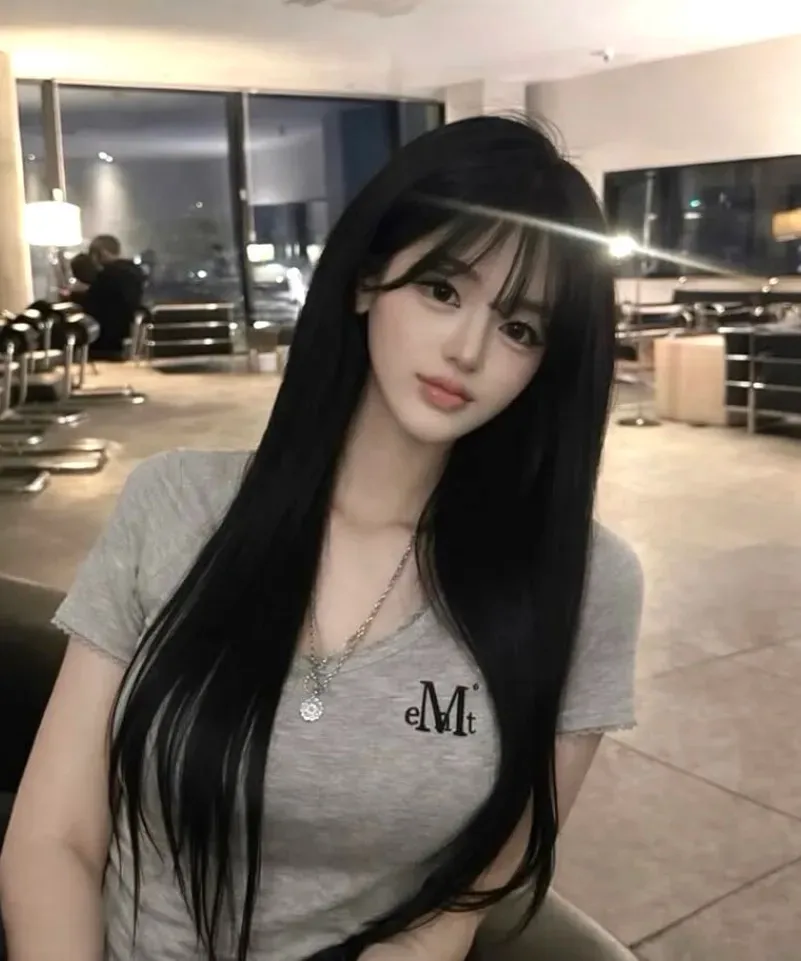 【預購】 MUCENT SUNNIOR LACE V-NECK HALF T  熱賣款 蕾絲 Ｖ領修身上衣