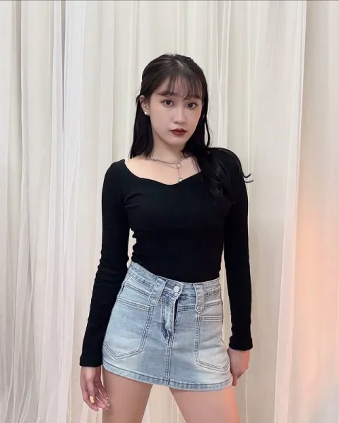 正韓心型領羅紋針織上衣