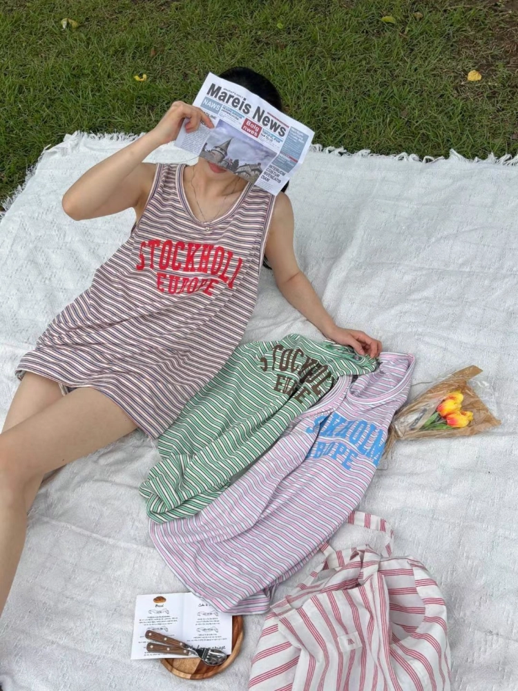 正韓美式配色字母條紋背心