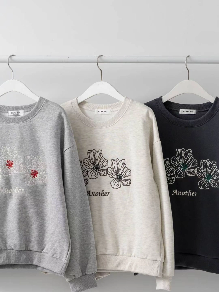 正韓刺繡刷毛大學T