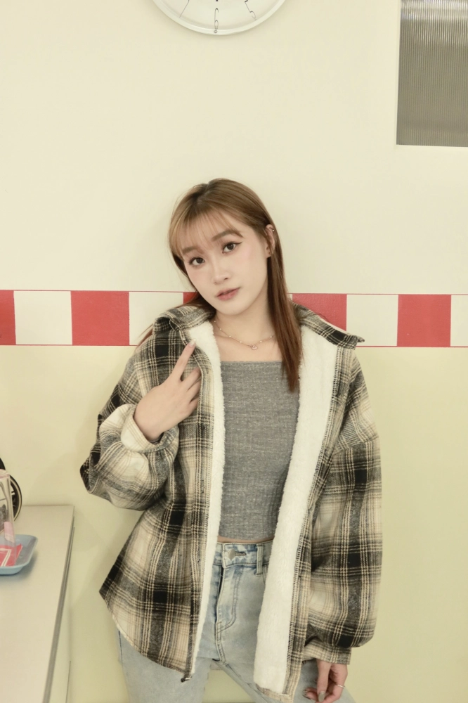 正韓羊毛內襯寬鬆襯衫